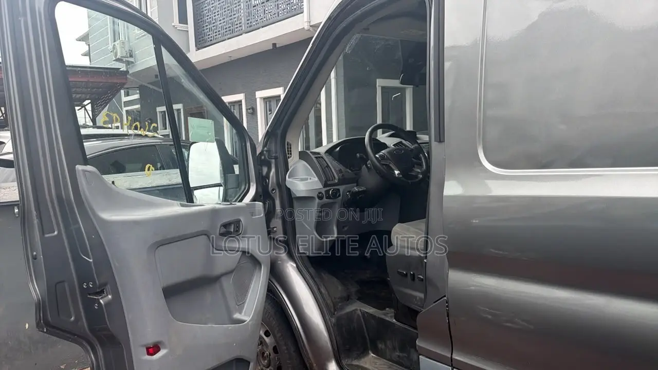Ford Transit 2015 Grey