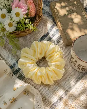 Sourvenir Scrunchies