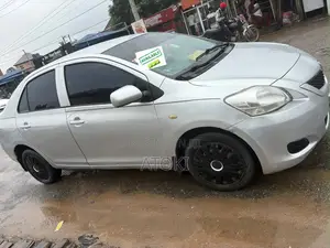 Toyota Yaris 1.5 2008 Silver