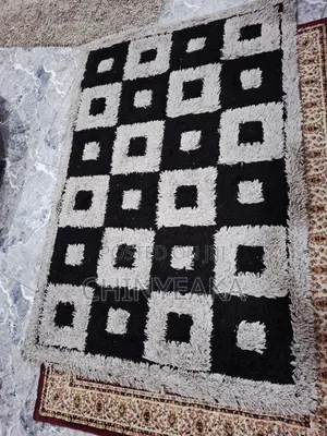 Centre Rug