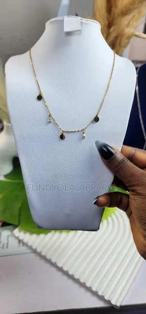 Stardust Shimmer Choker