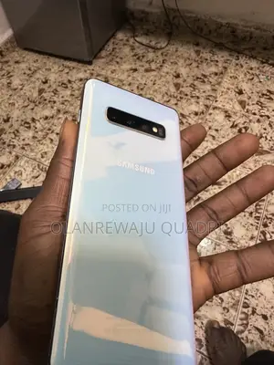 Samsung Galaxy S10 Plus 128 GB White