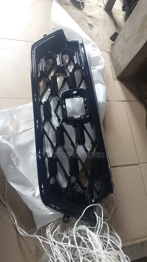 Front Grille 2024 Honda Cr-V