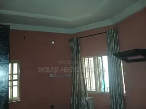 1bdrm Room & Parlour in Tailspin Street for rent
