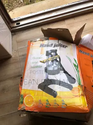 Manual Hand Juicer
