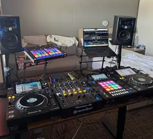 Standard Dj Service