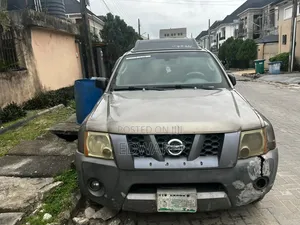 Nissan Xterra Automatic 2005 Brown