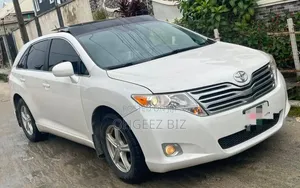 Toyota Venza Limited 2011 White