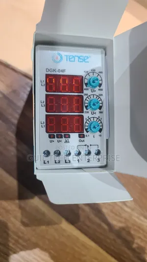 Voltage Monitoring Device
