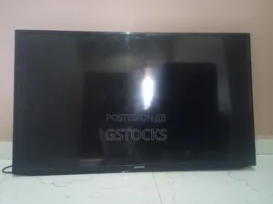 Samsung TV 50 Inches With Line on the Screen