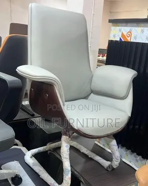Executive Conference Chair / Office Waiting Room Chair