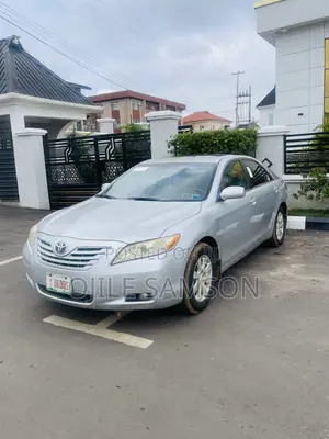 Toyota Camry XLE V6 4dr Sedan (3.5L 6cyl 6AM) 2007 Silver