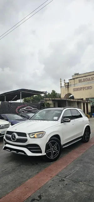 Mercedes-Benz GLE-Class 2022 White