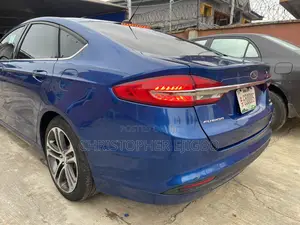 Ford Fusion SE FWD 2016 Blue