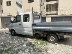 Mercedes-Benz Sprinter 2005 White