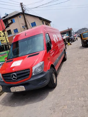 Mercedes-Benz Sprinter 2014 Red