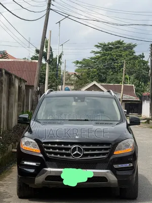 Mercedes-Benz GLK-Class 2014 Black