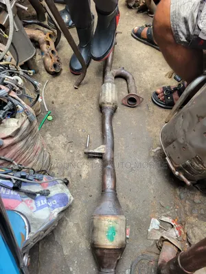Direct Tokunbo Center Catalyst for Toyota Camry 2004 Model V6