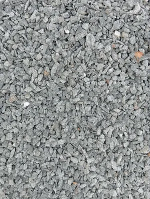 Iron Black Chippings and Granite,all Sizes Are Available