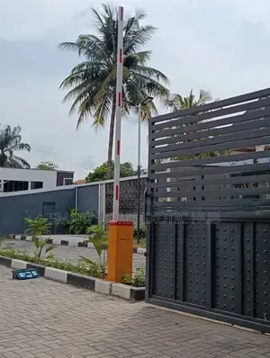 Boom Barrier System Installer