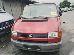 Volkswagen Transporter 2003 Red
