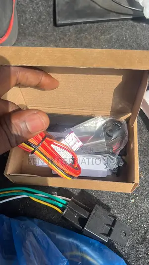 GPS Tracking Device for Cars and Motorcycles