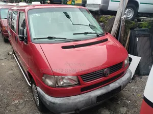 Volkswagen Transporter 2005 Red