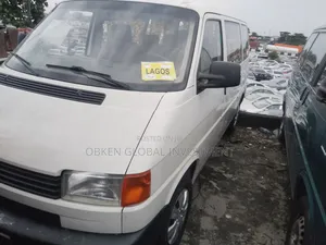 Volkswagen Transporter 2003 White