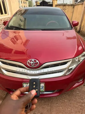 Toyota Venza Limited 2010 Red