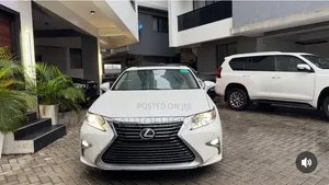 Lexus ES 2017 White