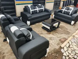 Good Quality Black 7seater Sofas With Center Table