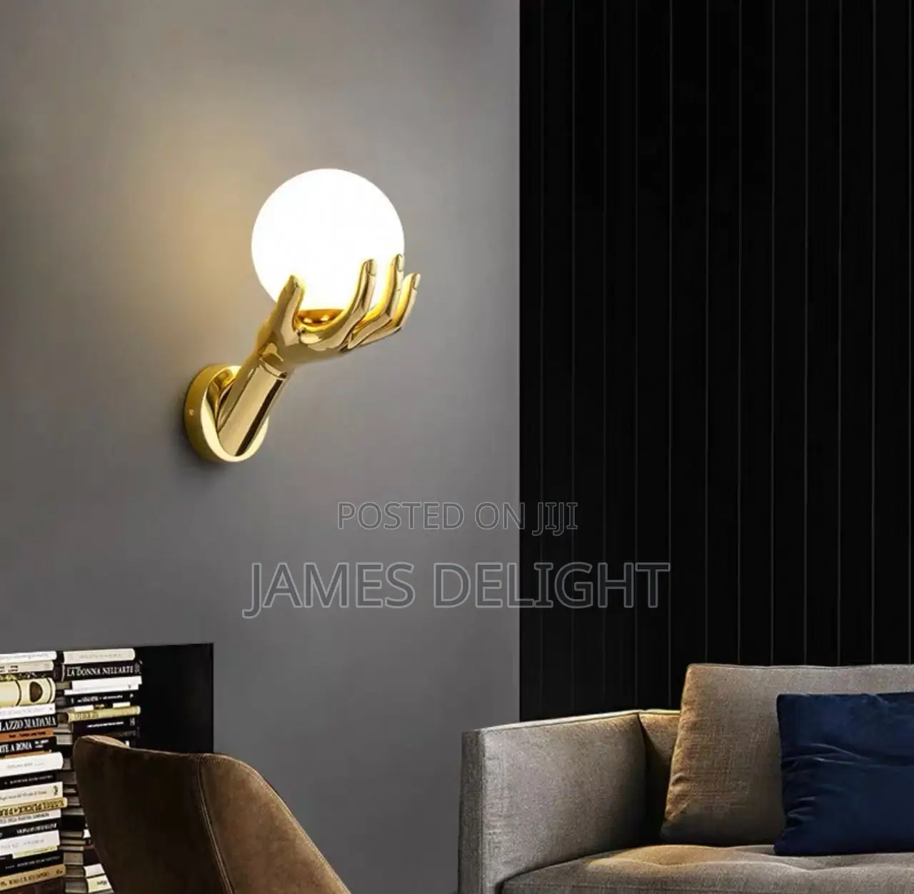 Gold Hand Globe Wall Lamp