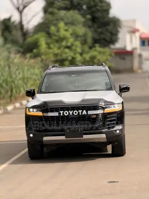 New Toyota Land Cruiser 2026 Black