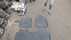 Honda C-Rv Follow Come Tokunbo Footmat Rubber Carpet 2020