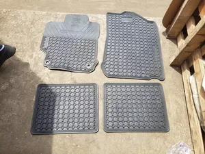 Camry 2014 Follow Come Tokunbo Footmat Rubber Carpet