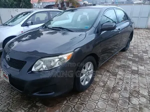 Toyota Corolla LE 4dr Sedan (1.8L 4cyl 4A) 2010 Gray
