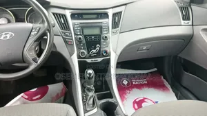 Hyundai Sonata 2011 Gray