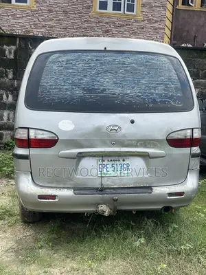 Hyundai H-100 2003 Grey