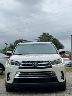 Toyota Highlander Limited 4dr SUV AWD (3.5L 6cyl 6A) 2015 White