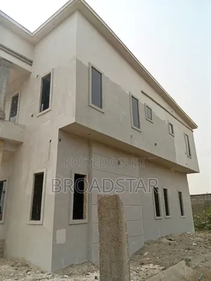 4bdrm Duplex in Kubwa for sale