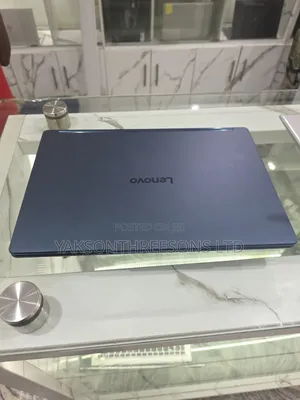 Laptop Lenovo Yoga Book 9i 32GB Intel Core Ultra 9 SSD 1T