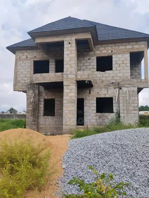5bdrm Duplex in Lugbe District. for sale