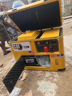 Cat 12kva Diesel Soundproof Generator. 3 Phase