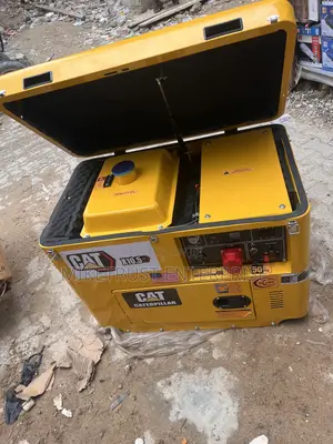 Cat 10KVA Diesel Soundproof 3 Phase Generator. Copper