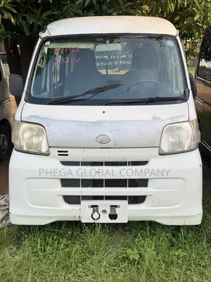 Daihatsu Hijet 2010 White