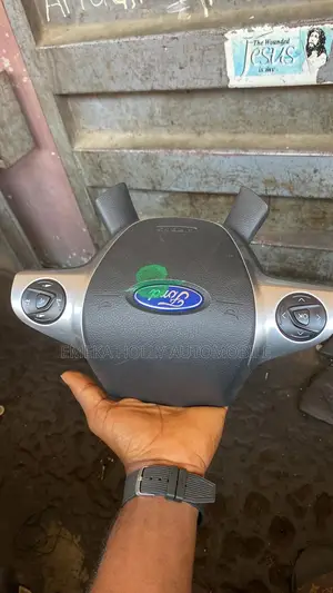 Ford Escape 2013 Driver Side Steering Airbag Assembly (Tokunbo)