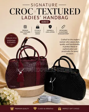 Signature Croc Textured Ladies’ Handbag — Model
687