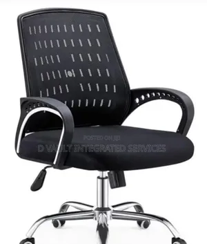Office Chair / Modern Swivel Chair.