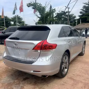 Toyota Venza V6 2011 Silver