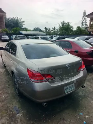 Toyota Avalon 2007 Gold